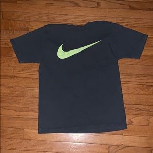 Nike tshirt